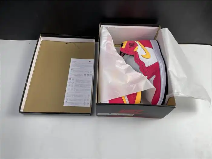 Reps LY Air Jordan 1 High OGLight Fusion Red 555088-603 0131