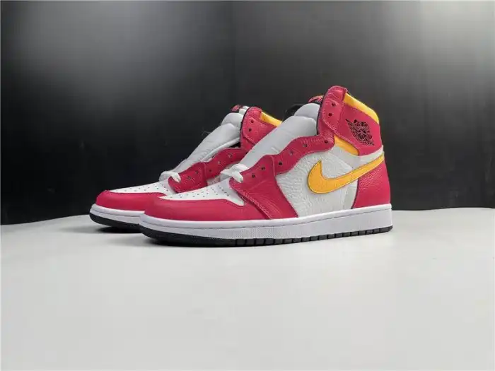 Reps LY Air Jordan 1 High OGLight Fusion Red 555088-603 0131