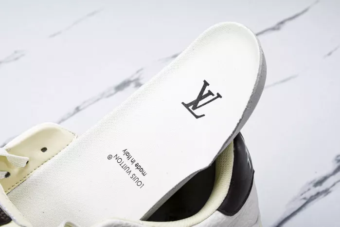 Cheap LY LV TRAINER SNEAKER 24051006 0116