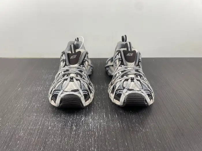 Cheap LY BLCG 3XL SNEAKER 778698 W3XLL 2097 0126