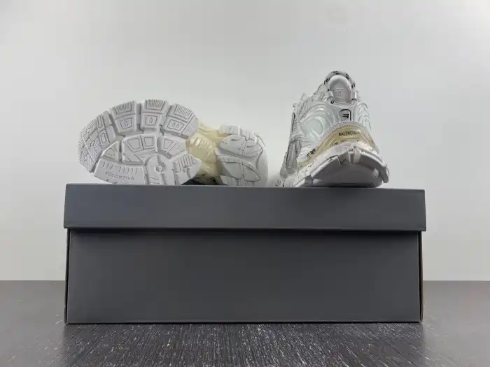 Reps LY BLCG RUNNER SNEAKER 656065 W3RA9 9001 0126