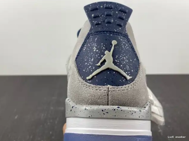 Reps LY Retro Georgetown Jordan (PE) AJ4-1043505 4 0220