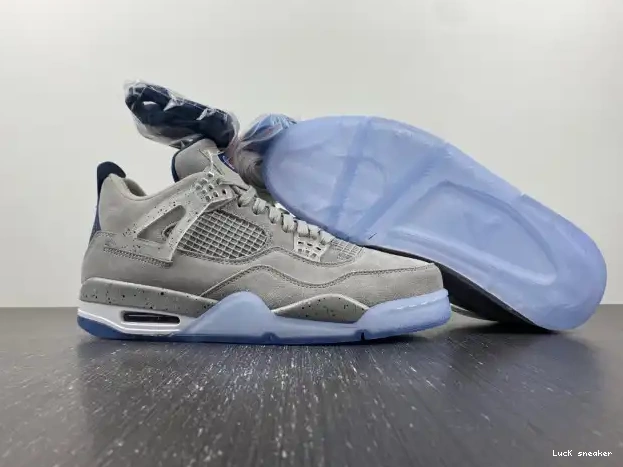 Reps LY Retro Georgetown Jordan (PE) AJ4-1043505 4 0220