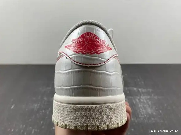 Reps LY Low DM7866-601 Travis Jordan x 1 OG Scott Air 0223