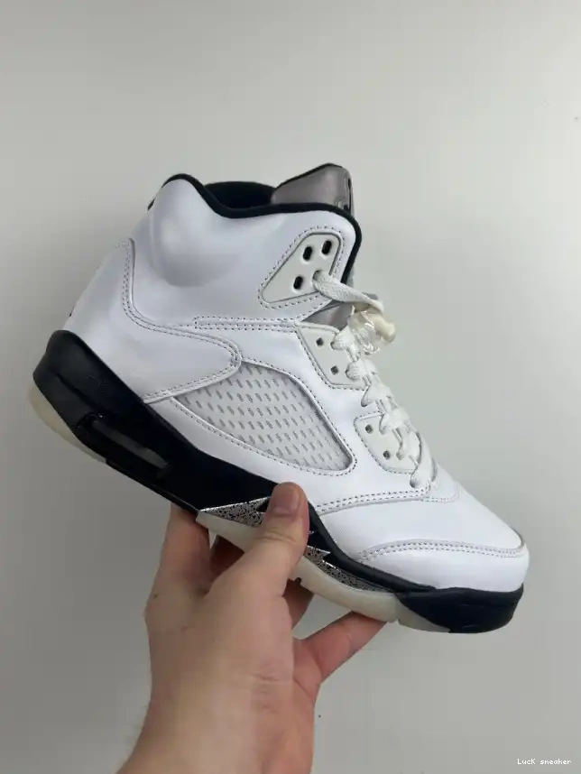 Rep LY BLACK' AIR RETRO JORDAN 'WHITE 5 DD0587-110 0222