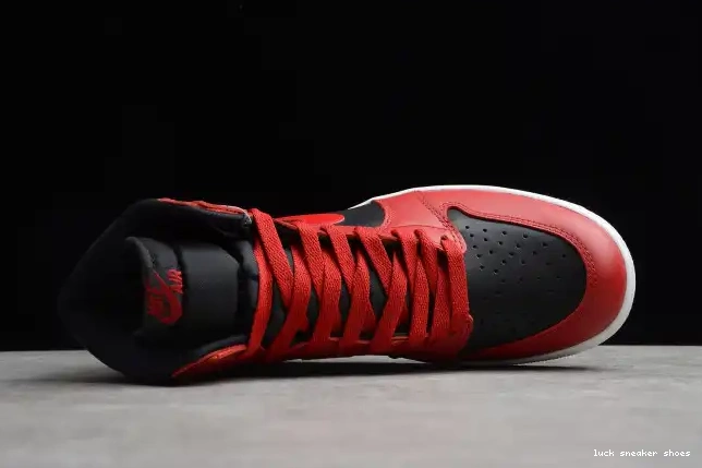 Rep LY High 85 BQ4422-600 Red Jordan Varsity Air 1 0209