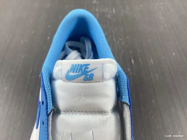 Reps LY Low Air CJ7891-401 x Jordan UNC 1 SB Nike 0213