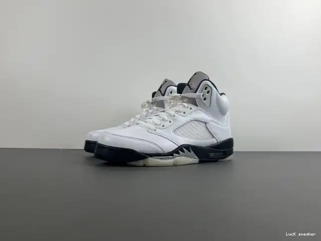 Rep LY BLACK' AIR RETRO JORDAN 'WHITE 5 DD0587-110 0222