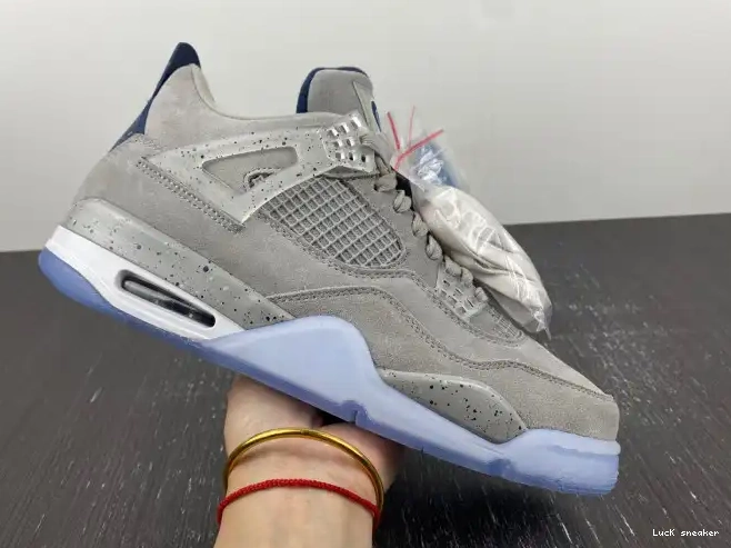 Reps LY Retro Georgetown Jordan (PE) AJ4-1043505 4 0220